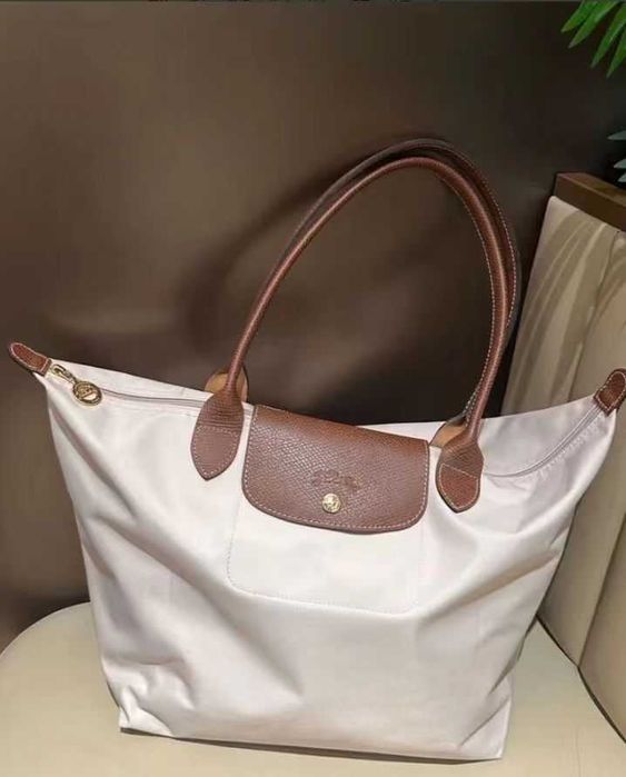 Longchamp, wspaniała torebka z jakością i modą!