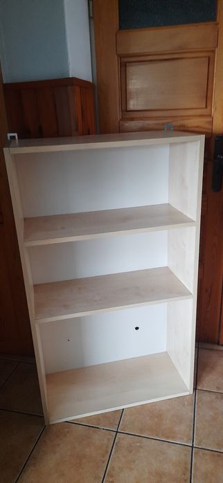 Regał może być wiszący