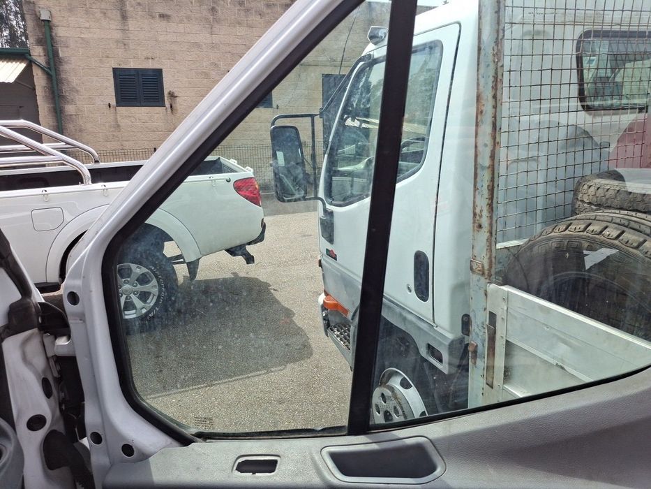 Vidro Triangular Frente Direito Ford Transit V363 Caixa (Fcd, Fdd)