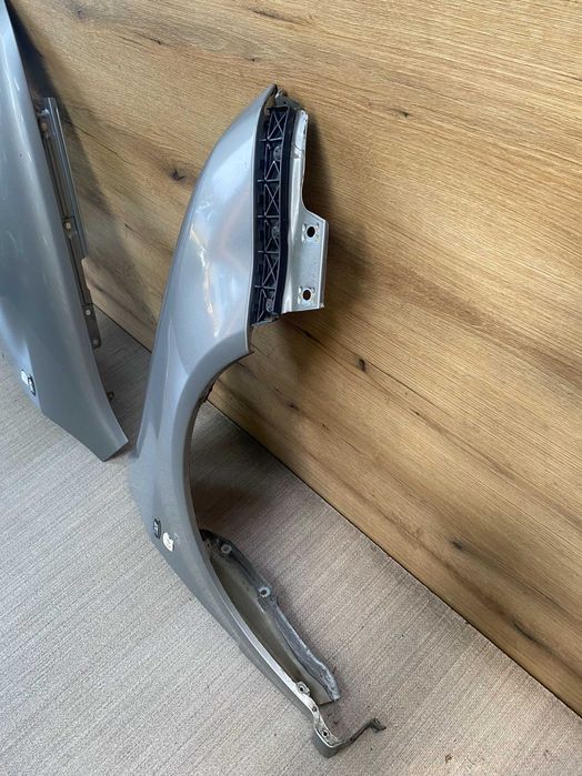 Błotnik przedni lewy, prawy skoda Fabia I kolor 9202