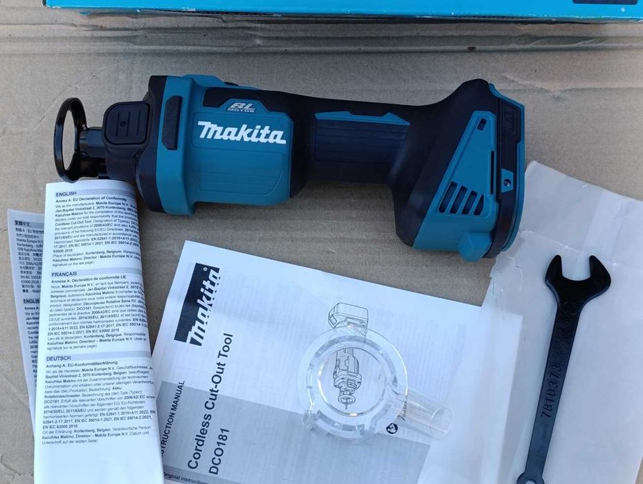 Frezarka wycinarka do płyt karton gips Makita DCO181 BODY bez aku