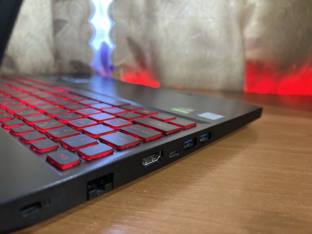 Игровой ноутбук Acer nitro 5 i7-8750h/gtx 1650/ddr4/ssd/