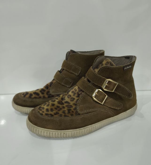 Botas castanhas Victoria