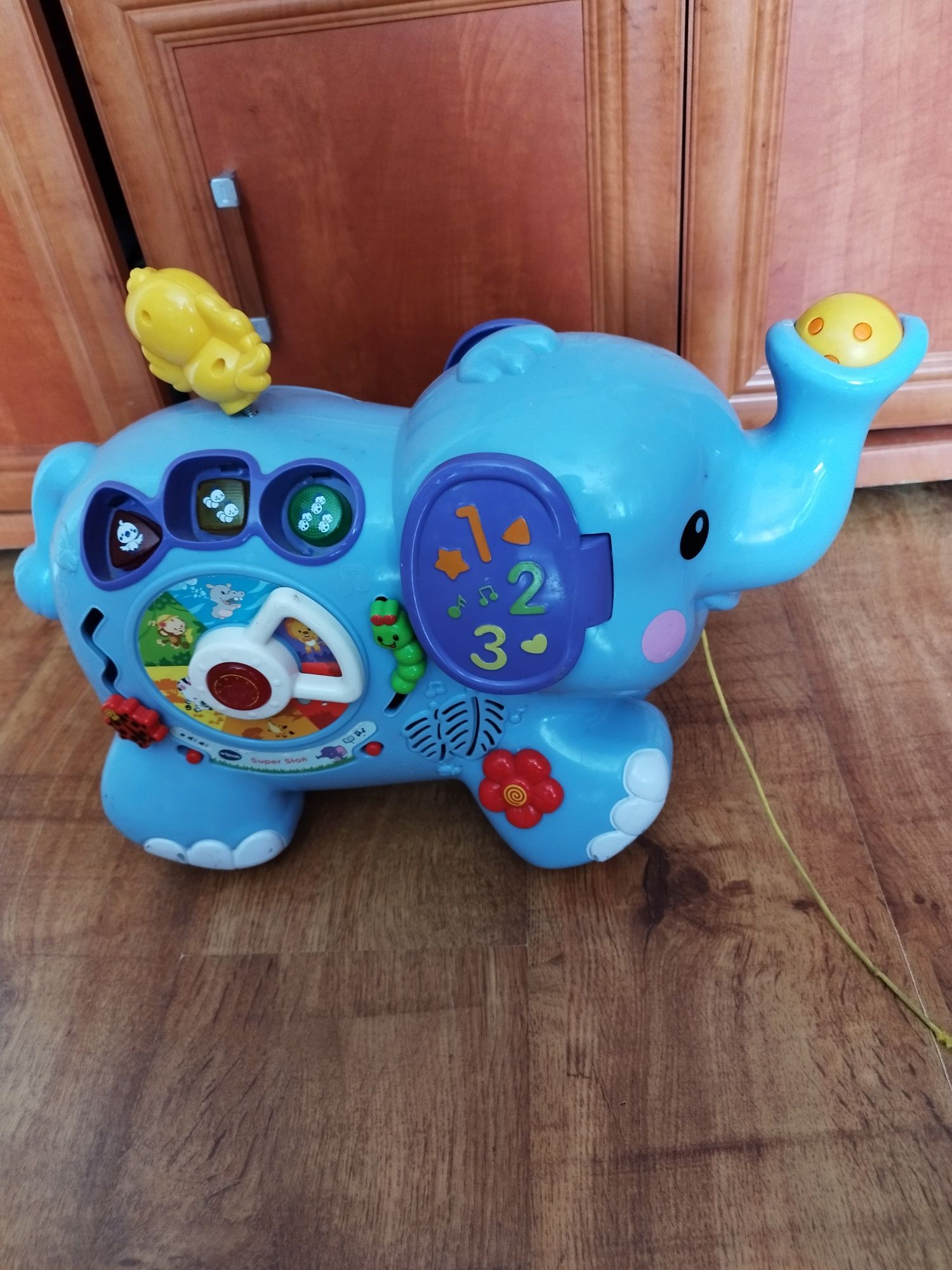 Duży interaktywny słoń Vtech