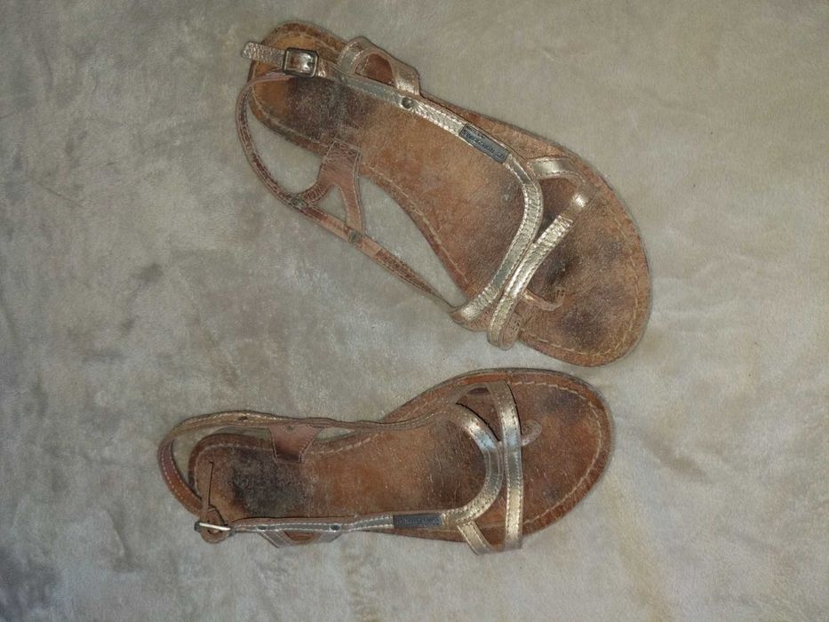 2€ Sapatos Senhora Nº38 - Em excelente estado!