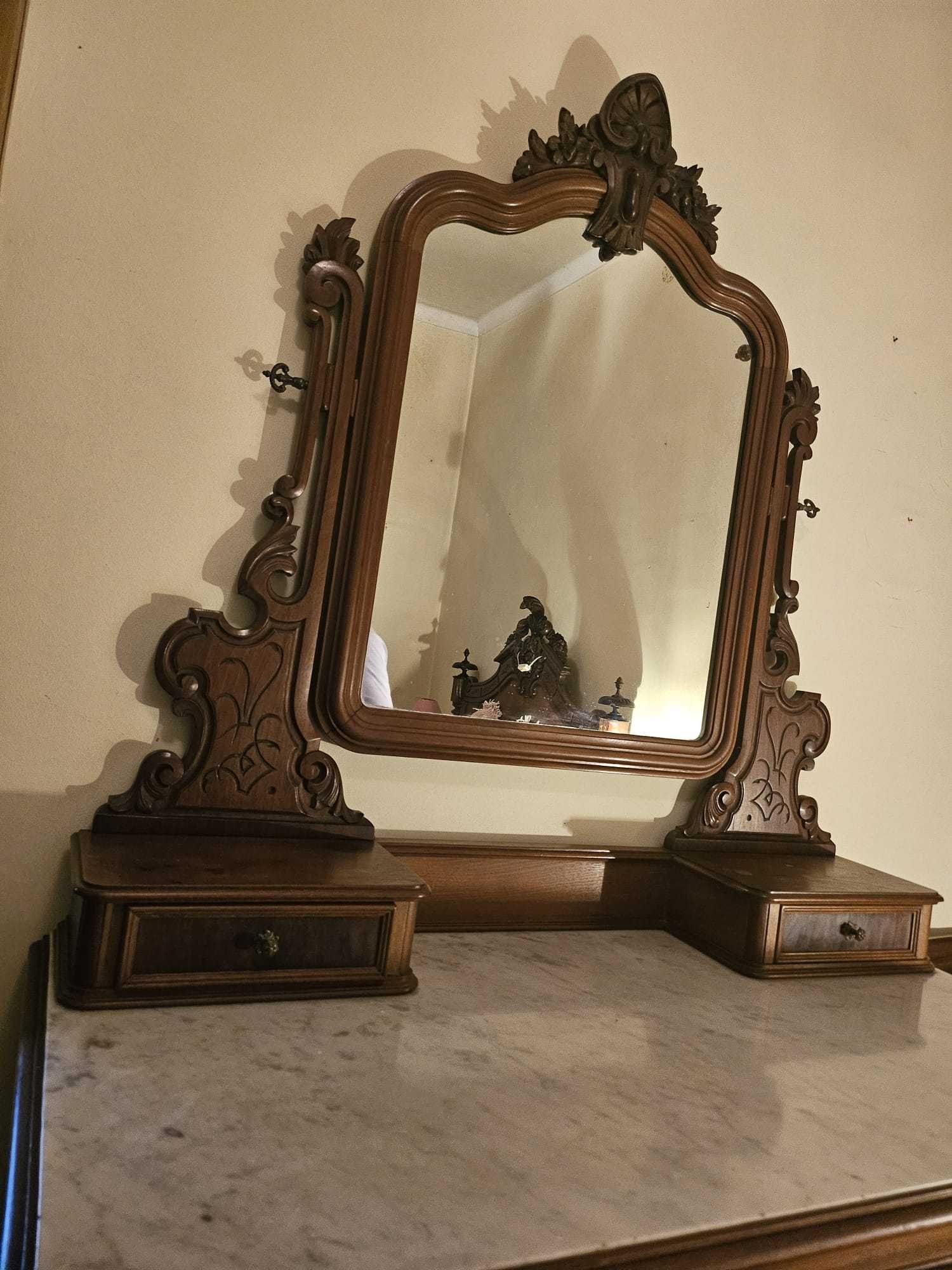 Cómoda toilette de finais do séc. XIX