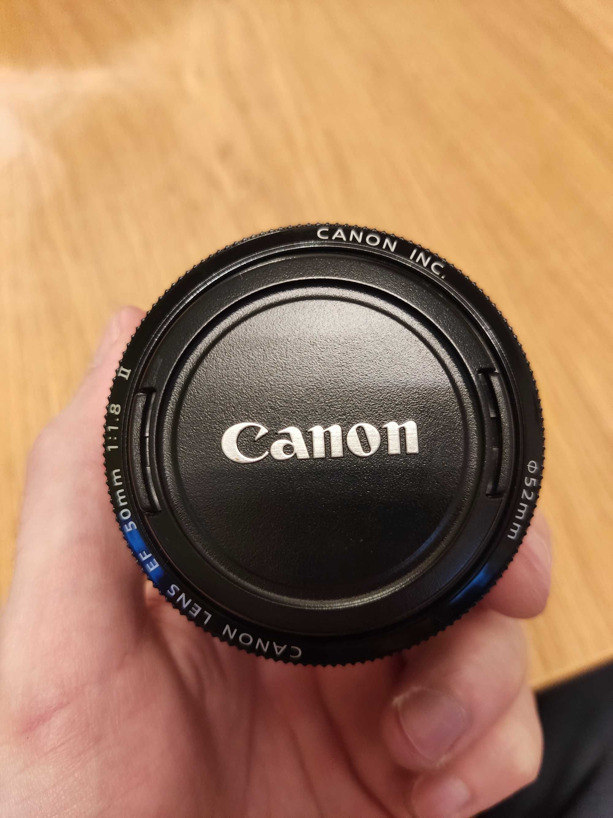 Canon EF 50 mm f/1.8