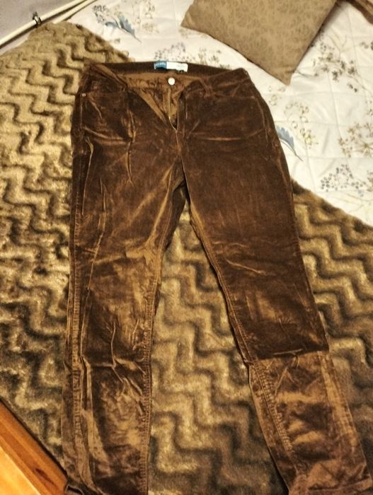 Spodnie sztruksowe damskie, brązowe  16 (44)