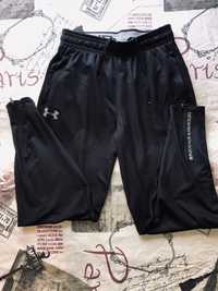 Спортивные штаны Under Armour size:L