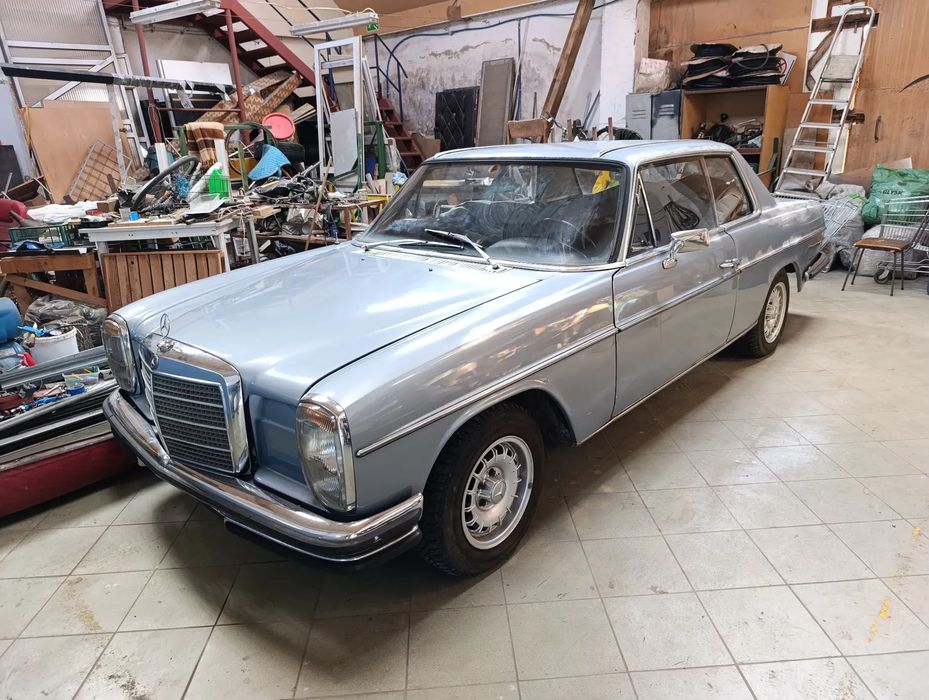 Mercedes-Benz  Mercedes W114 250 coupe