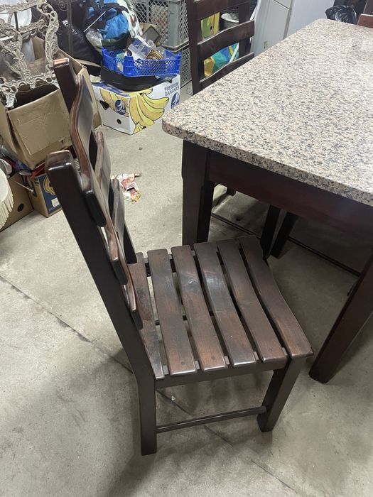 Mesa de Cozinha e 4 Cadeiras
