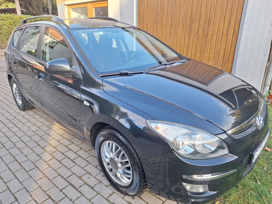 Hyundai I30 1,6 Benzyna Czarny Jak Nowy Super Stan