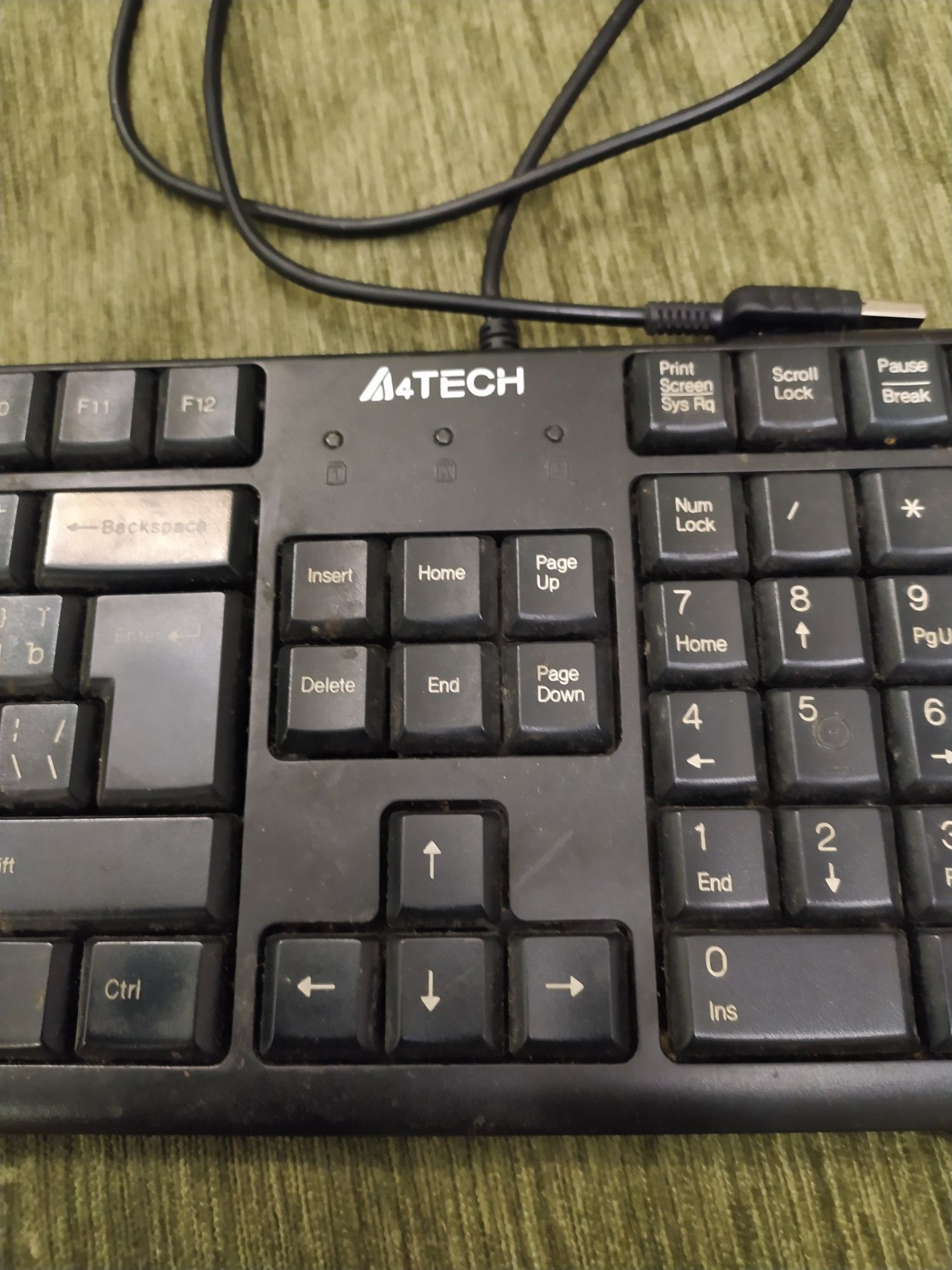 Блок питания AC BEL450W + две клавиатуры б/у