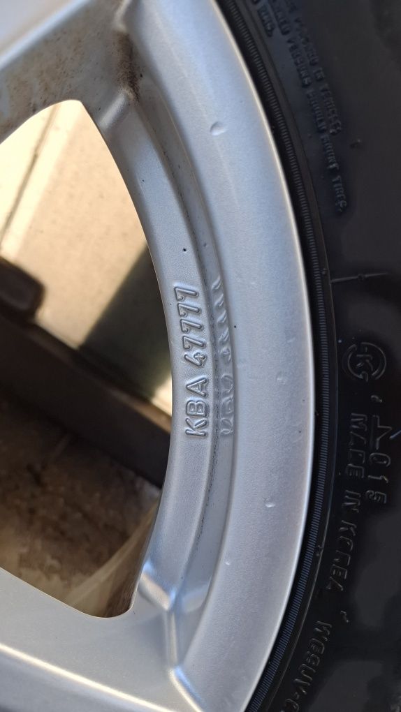 Jantes c/pneus 5x114,3 R17