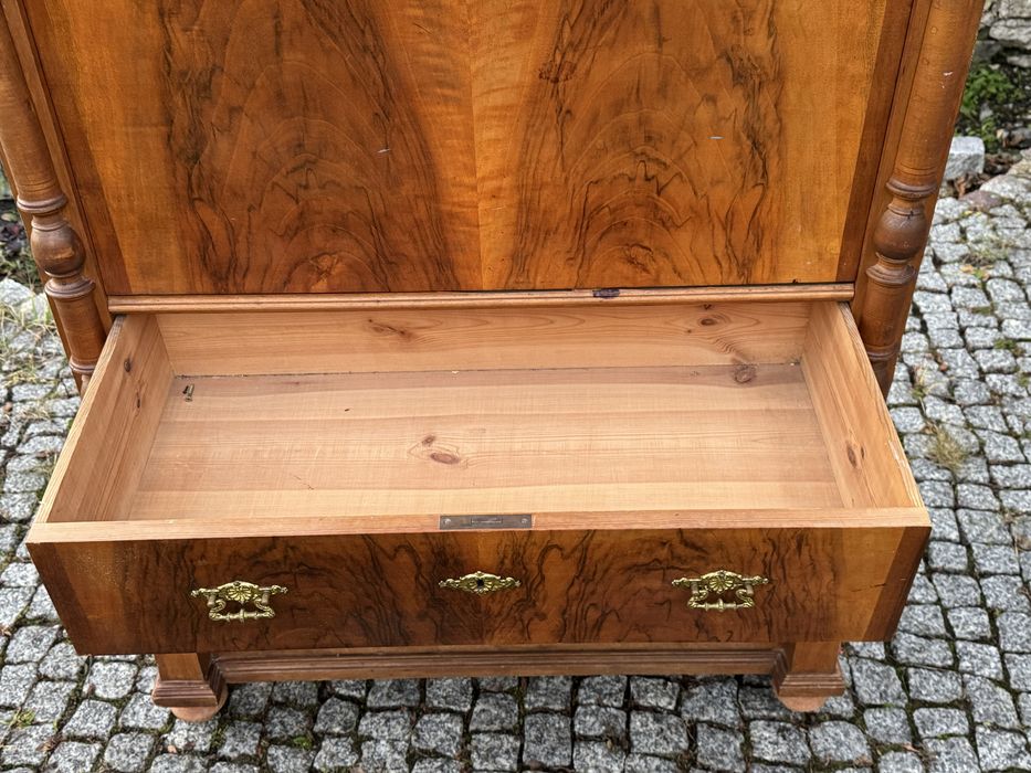 Sekretarzyk orzechowy sekretera eklektyczna szyfoniera orzechowa 1880r