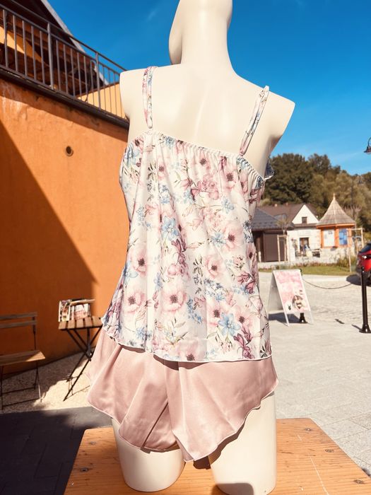 Piżamka satynowa Donna Rosa XXL w kwiaty na lato