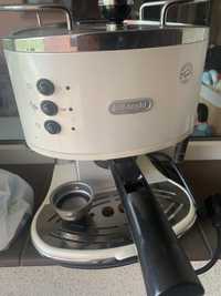 Ekspres do kawy kolbowy delonghi icona vintage bezowy