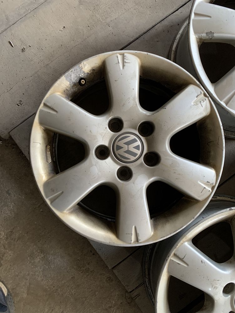 Диски R16 Volksvagen T5 T6, 5*120, dia 65.1, ET51 Amarok