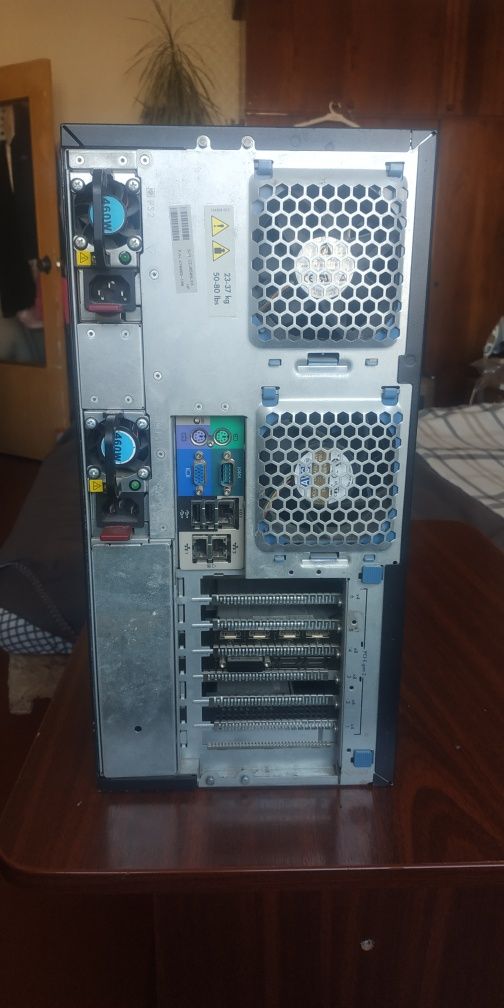 Продам сервер HP