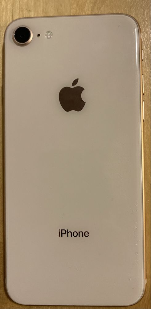 iphone 8   com 64 GB