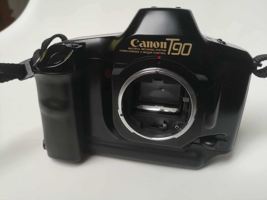 Canon T90  stan bdb