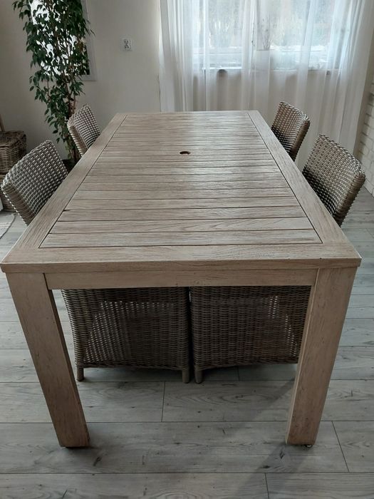 Stól drewniany teak plus 4 krzesła technorattan