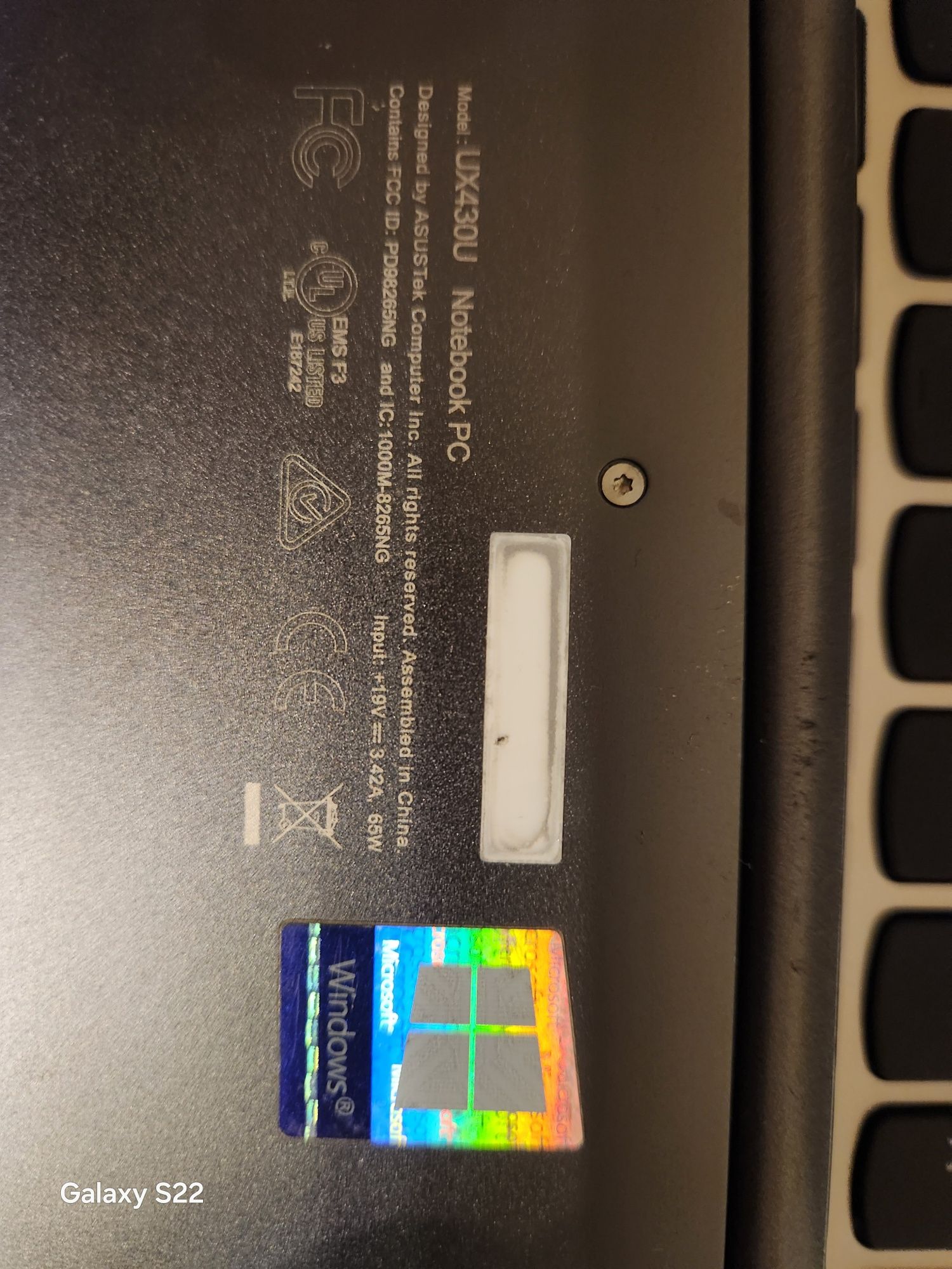 Ноутбук  asys  ux430u