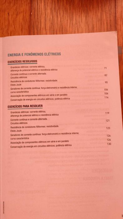 Livro de exercícios de física 10 ano