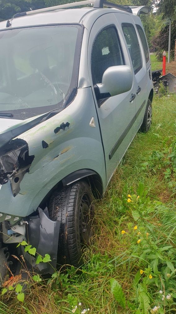 Renault Kangoo 1.5dci Klima po wypadku Zarejestrowany na Ukrainie