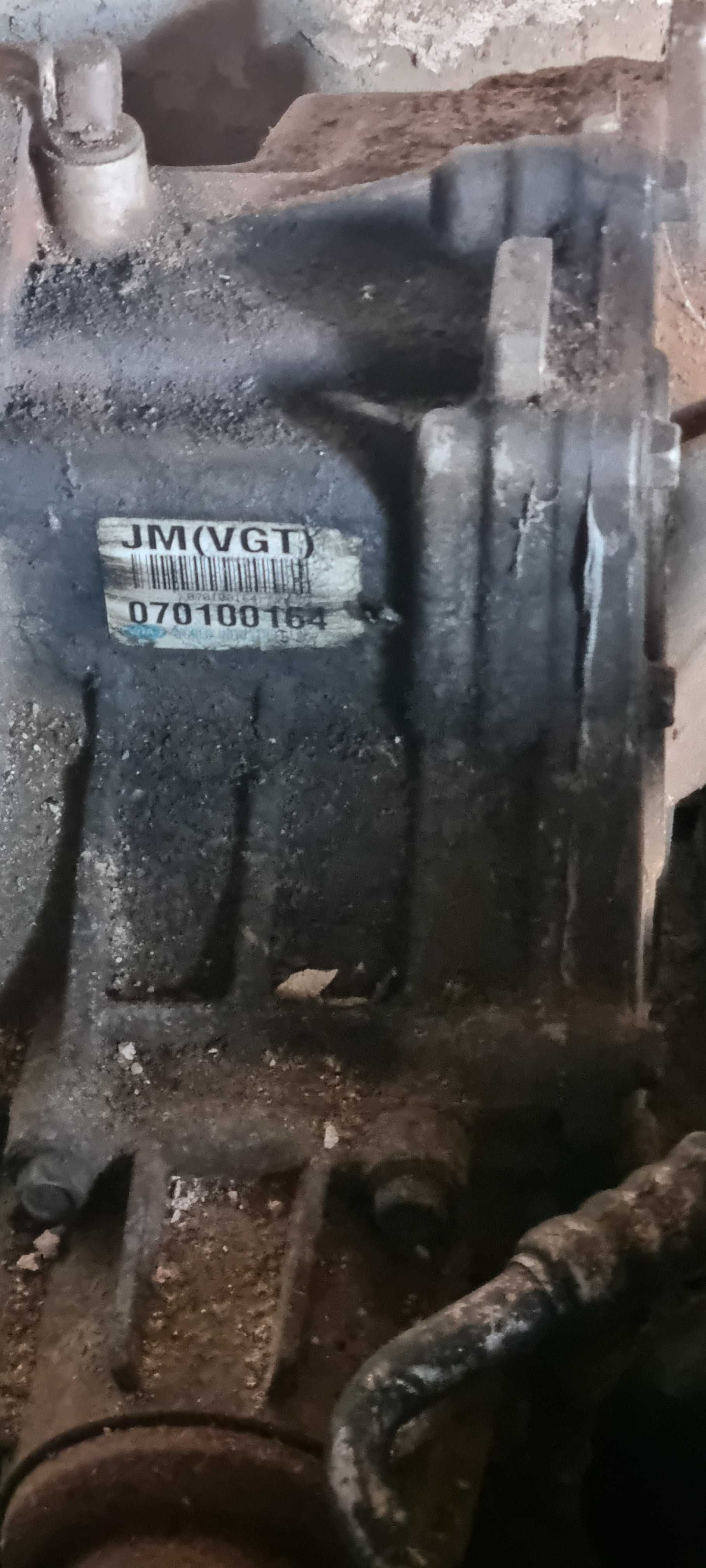 Reduktor skrzyni hyunday tucson 2.0crdi