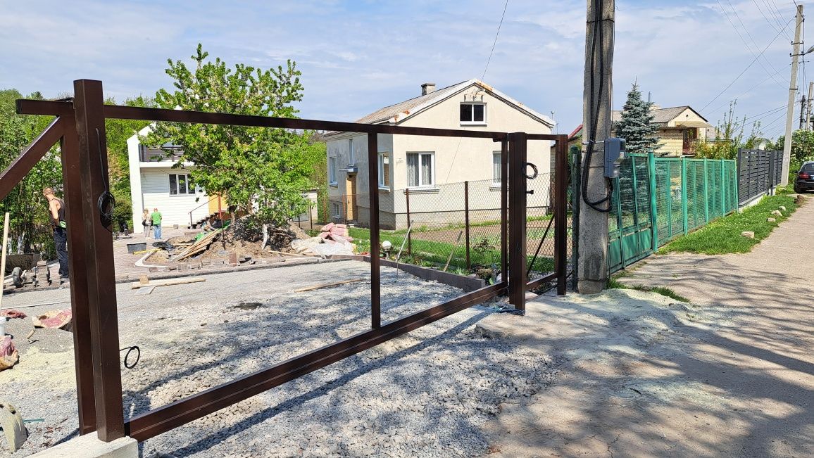 Ворота відкатні.Відїздні.Розпашні.Під ранчо.жалюзі.ламелі.профнастил.