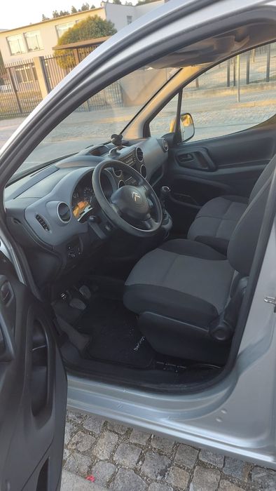 Citroen Berlingo de 2018 como nova ...um dono184 mil km  aténsao 100cv