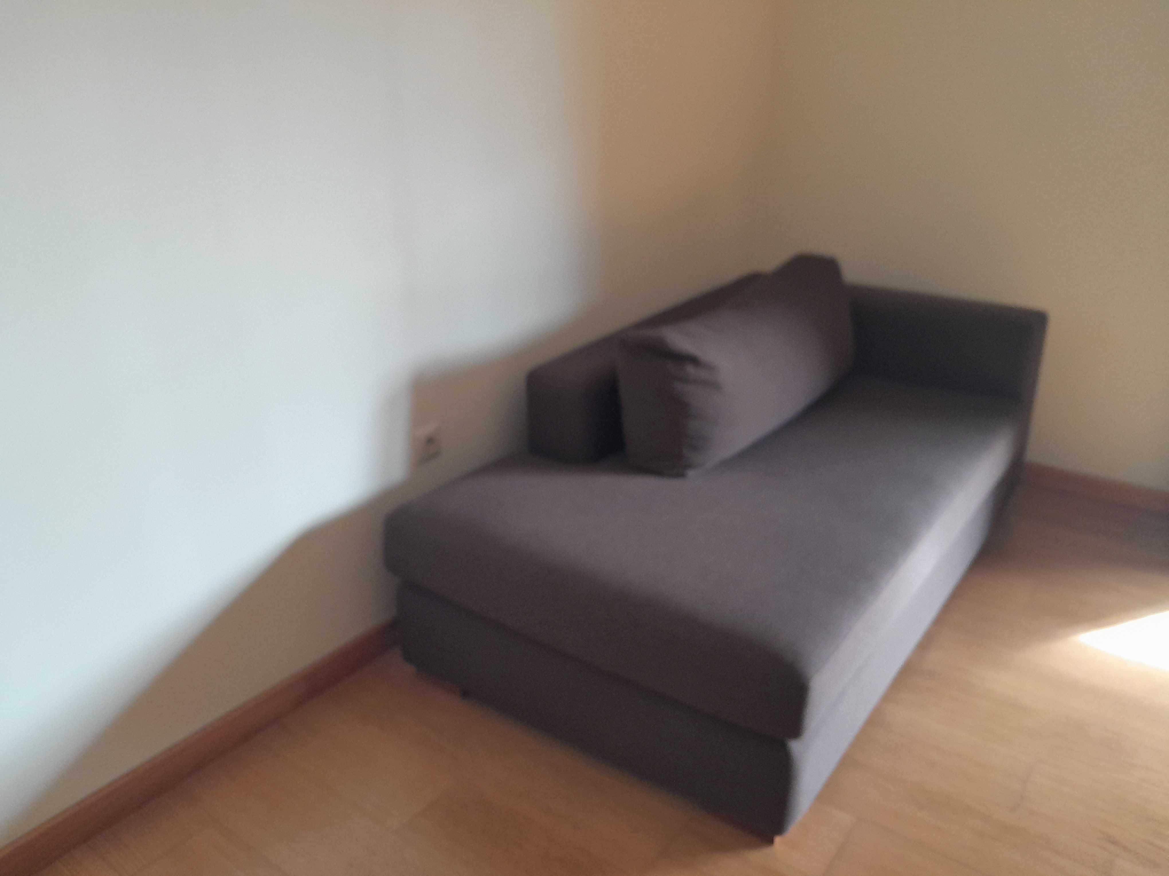 Vendo chaise longue castanho escuro