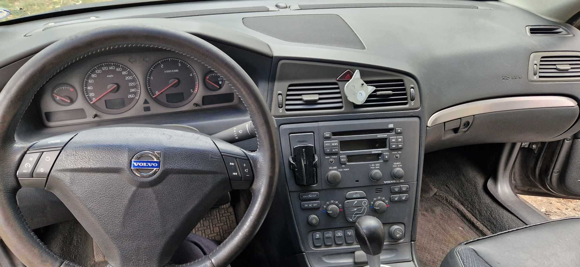 Volvo S60 2.4d5 2002r