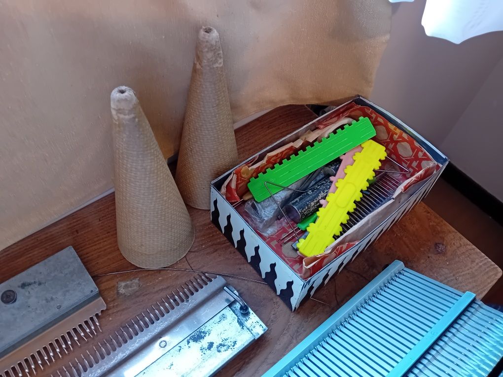 Turmix Knitting Machine