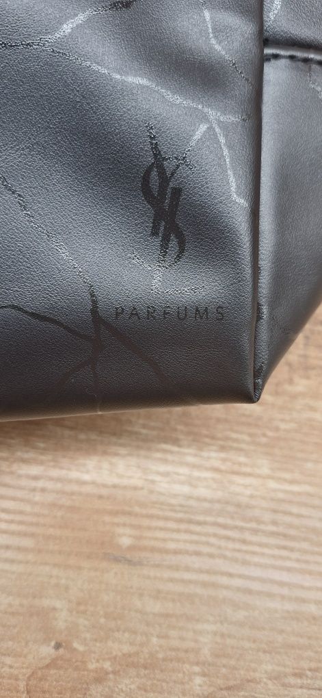 yves saint laurent kosmetyczka Nowa