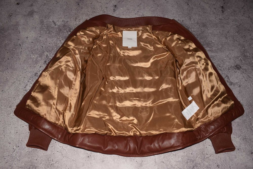 Closed Leather Bomber Jacket (Жіноча Шкіряна Преміальна Куртка Бомбер
