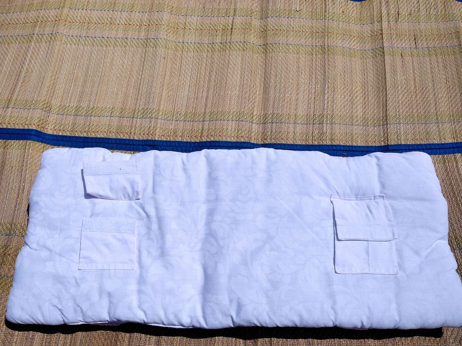 Бортики в ліжко для дівчинки