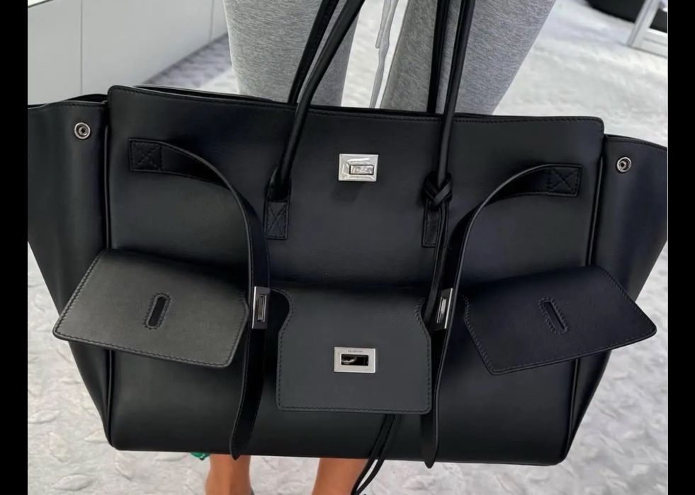 Сумка в стиле balenciaga