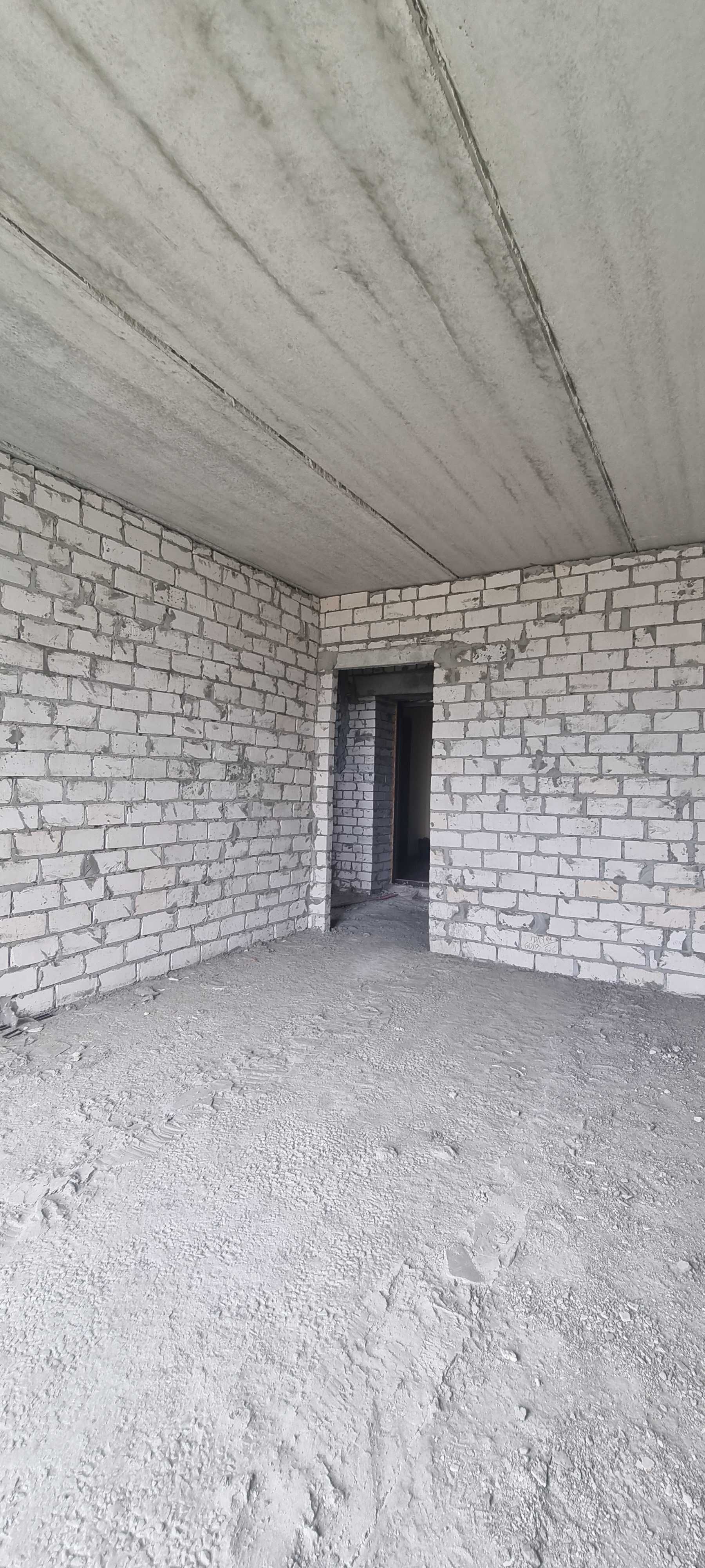 Продам 1 к. квартиру ЖК Рогатинский строительное состояние новострой