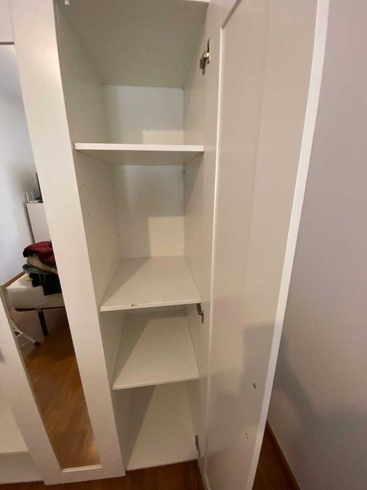 Roupeiro Ikea / BRIMNES