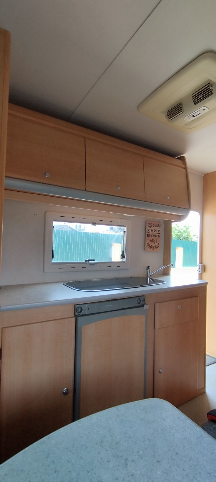 Autocaravana com beliche - climatizador viesa