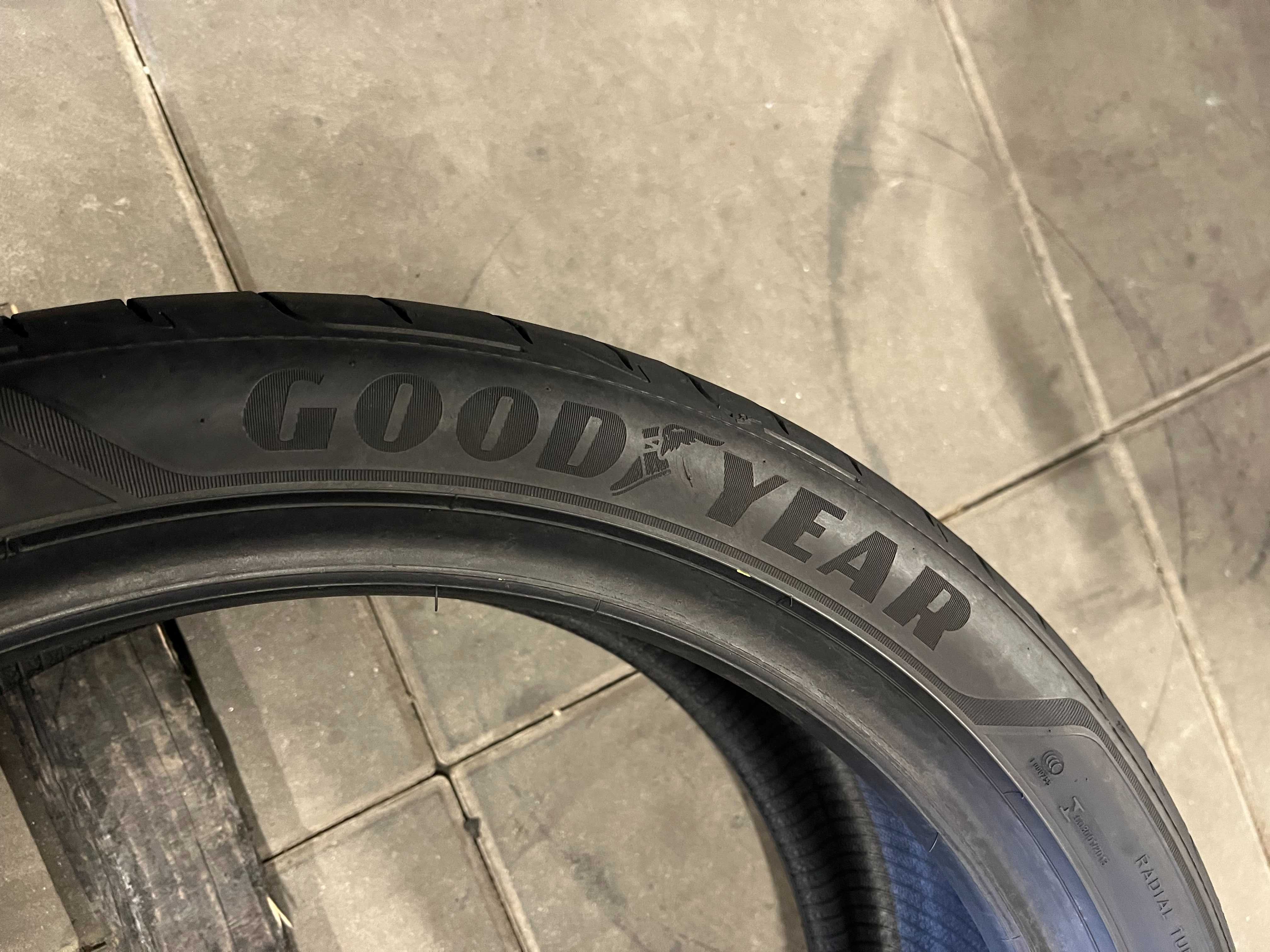 Opona letnia 245/40/R19 Goodyear Eagle F1 Asymmetric 3 / 2022r - 1 szt