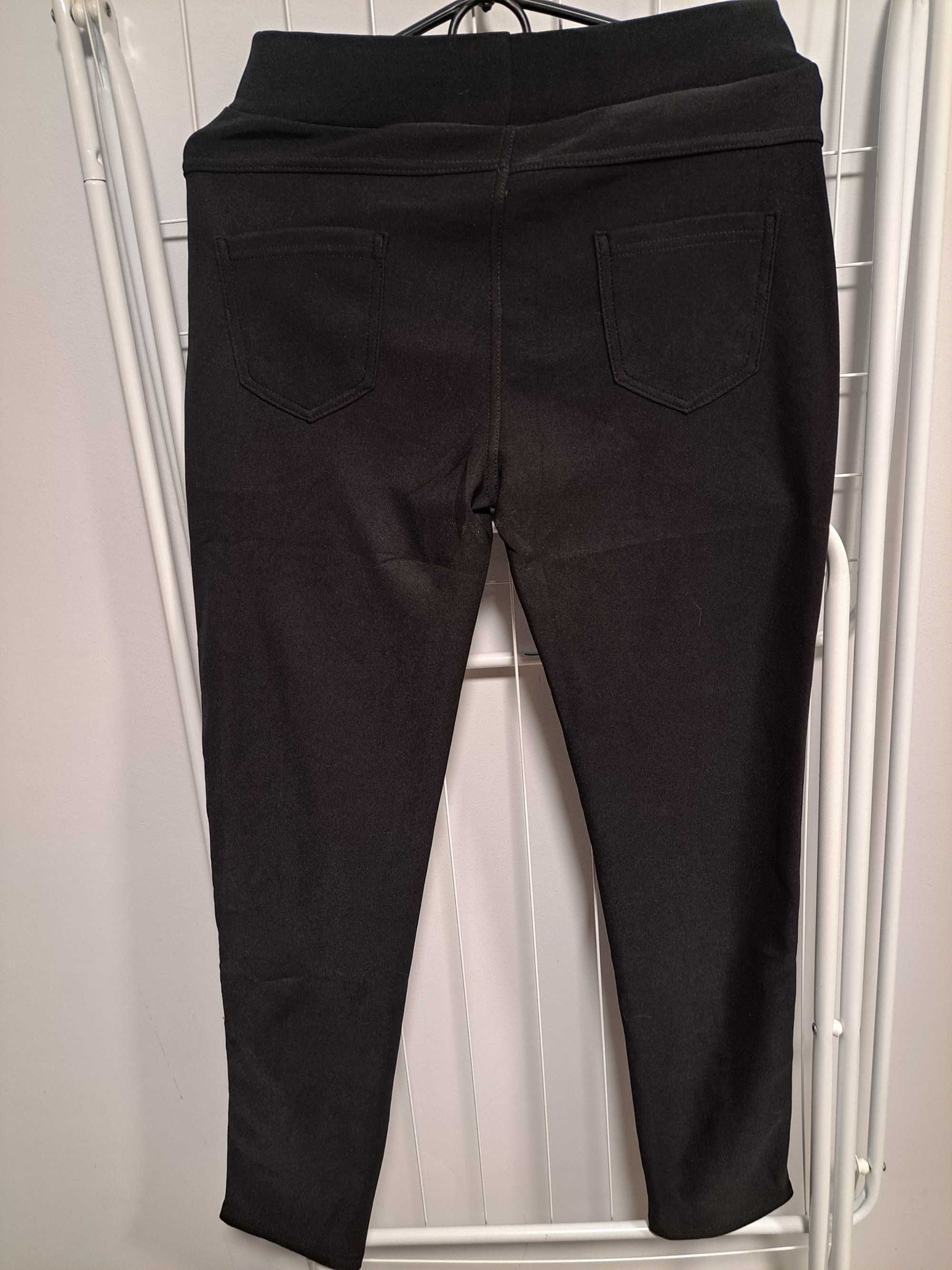 Spodnie Czarne Legginsy damskie klasyczne z kieszonkami rozmiar M
