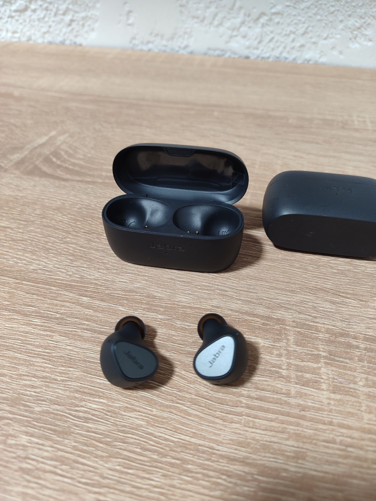 Бездротові навушники Jabra Elite 4 Gray