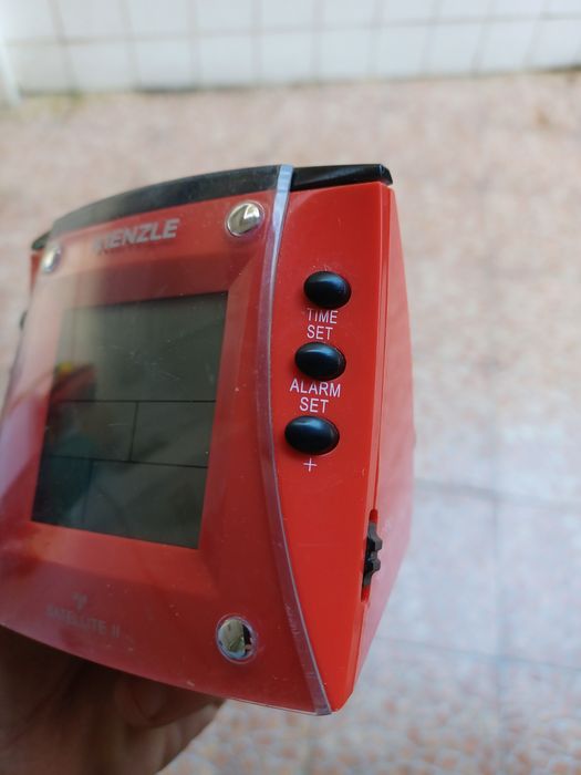 Relógio despertador digital