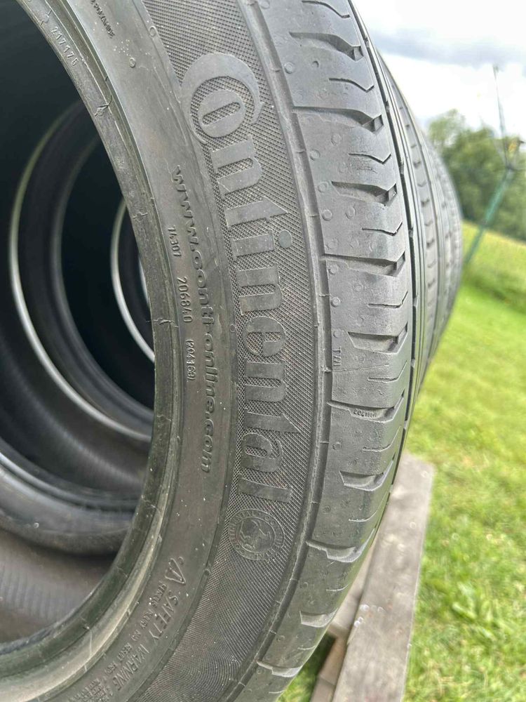 Opony letnie 215/55 R18 w bardzo dobrym stanie