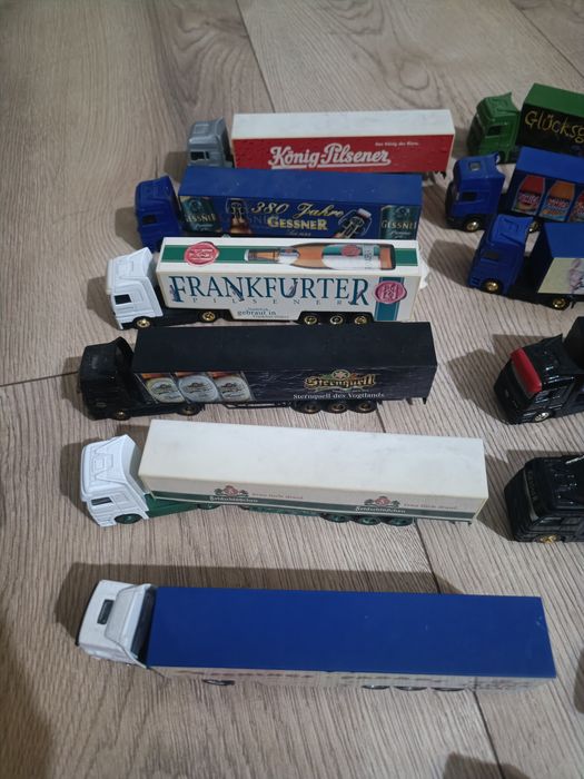 Sprzedam samochodziki