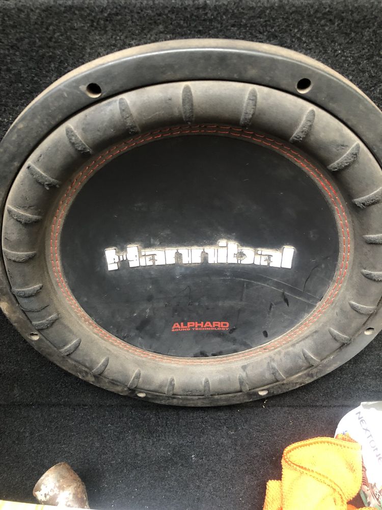 Продам сабвуфер з підсилювачем alphard, kicx