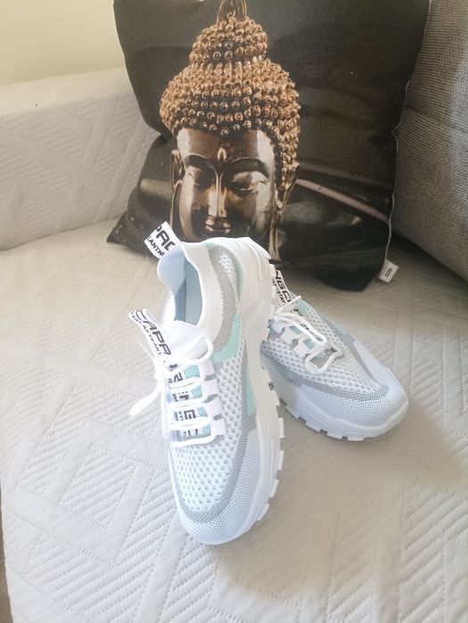 Sapatilhas senhora 38